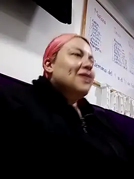 Bruja  Scarlata online show from February 14, 10:06 am