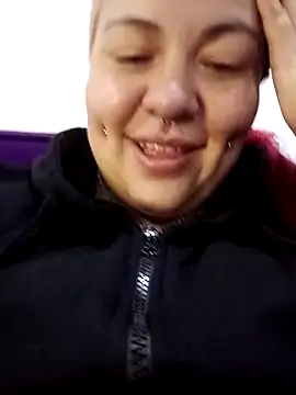 Bruja  Scarlata online show from February 3, 10:20 am