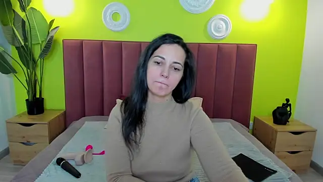 Linda Insatiable online show from April 18, 1:41 am