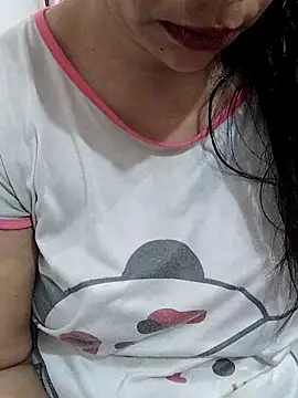 Urmila bhabhii online show from March 18, 3:33 am