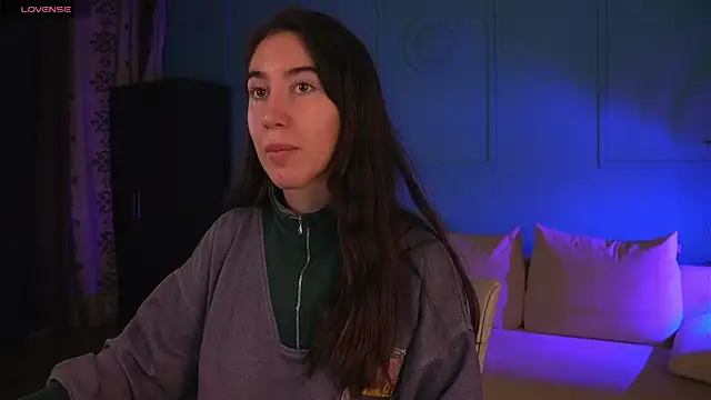 Belle Via online show from April 15, 7:14 pm