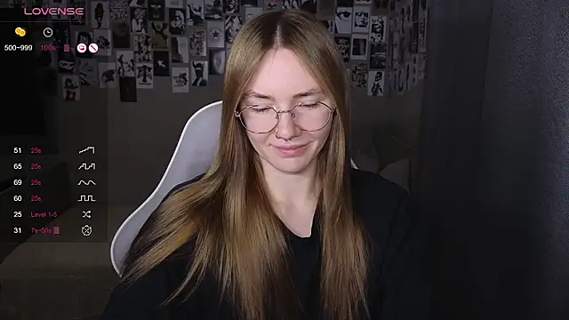 littlevildevil online show from March 15, 11:01 am