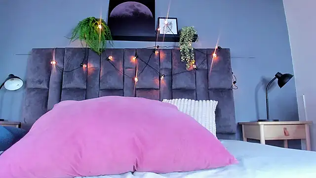 DulceAurora   online show from May 29, 3:26 am