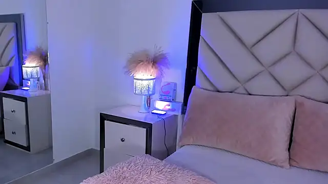 alexa tobar online show from March 6, 11:11 pm