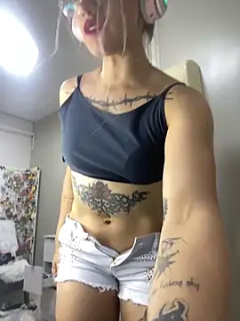 Loira strip online show from April 3, 5:05 am