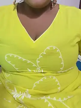 Ayesha mahi online show from April 12, 1:36 pm