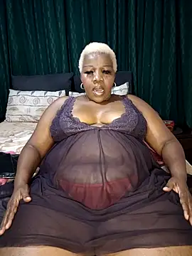 dirasweetlipsxx online show from April 9, 8:14 pm