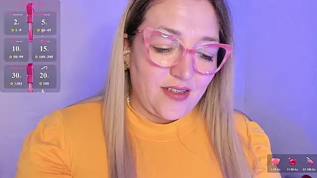 Naty Mature  online show from April 1, 8:28 pm