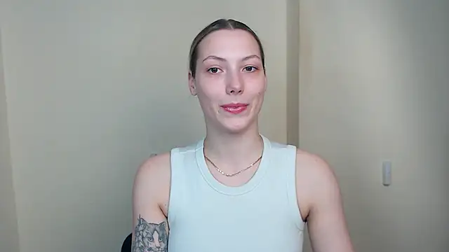 VanessaMay  online show from April 26, 4:38 pm