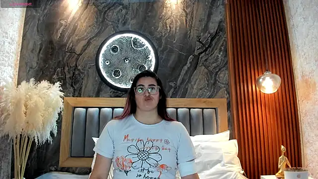 BellaPeers  online show from May 29, 10:57 am