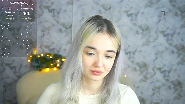 Ashley S online show from March 6, 11:33 pm