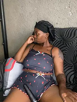 DarkGorgeous online show from April 16, 7:52 am