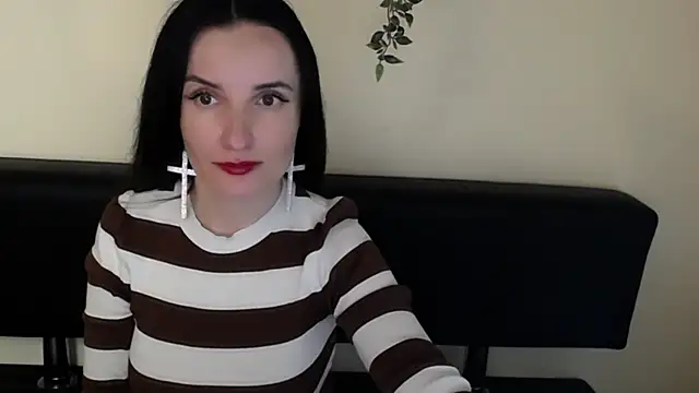 LaimaV  online show from April 10, 4:46 pm