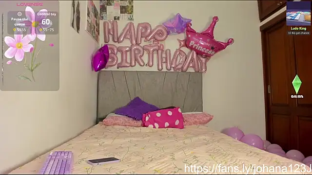 tammy  brown online show from April 11, 10:19 am