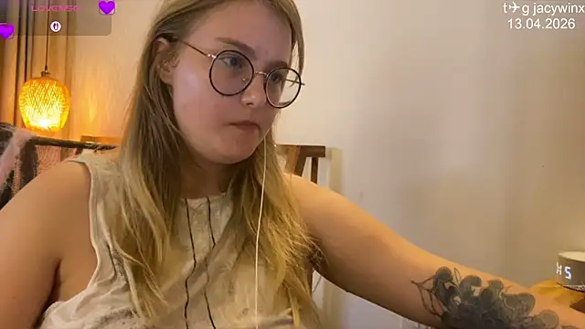 JacyWinslat online show from April 13, 2:07 pm