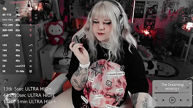 noori  hope online show from April 3, 11:58 pm