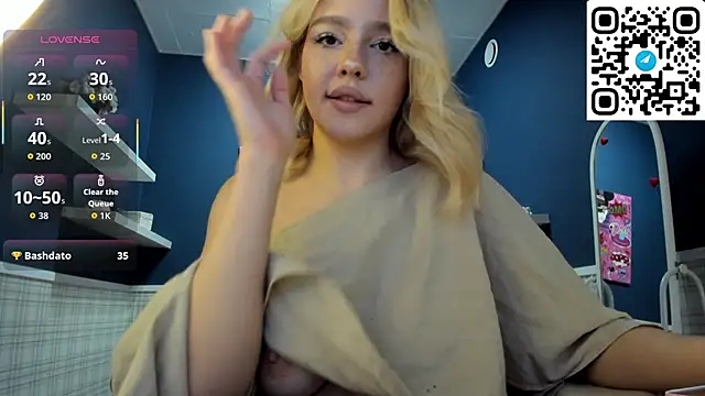 Anna Robinson online show from April 13, 1:18 am