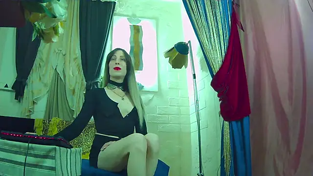 Mary Loon online show from March 30, 5:45 pm