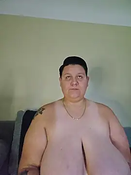 DevilDahm online show from July 28, 2:13 pm