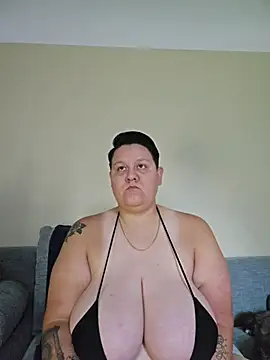 DevilDahm online show from July 28, 11:28 am