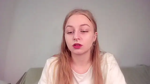 MiaMews online show from March 19, 4:00 pm