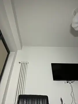 NickiLike online show from April 16, 8:08 pm