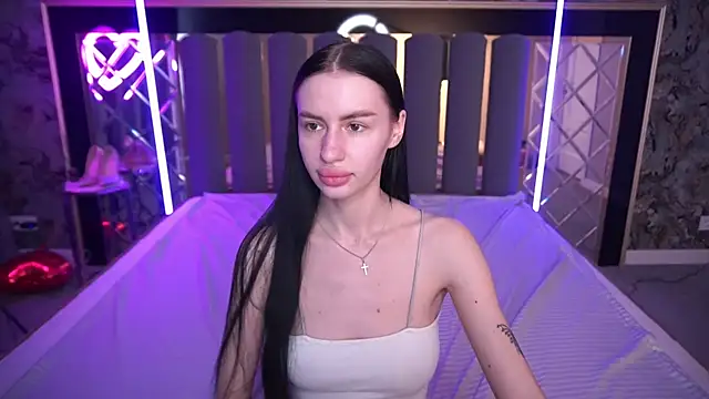 Snow WhiteeeX online show from April 12, 7:55 am