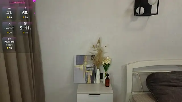 Naughty  Couplles online show from March 26, 3:30 am