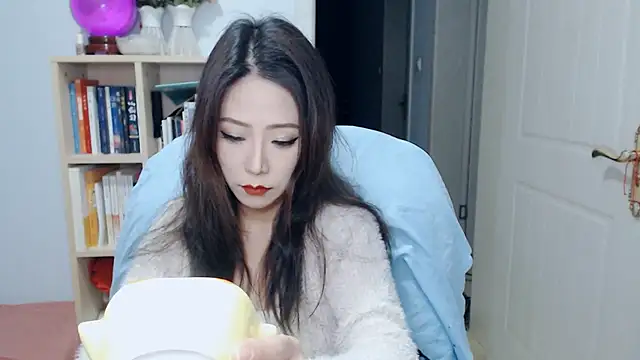 SuSushi728 online show from March 24, 4:01 pm