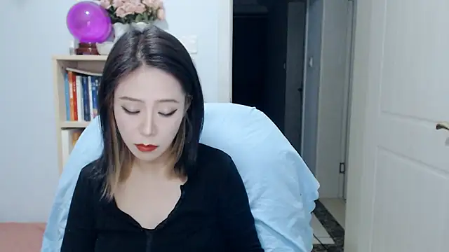 SuSushi728 online show from May 9, 3:36 pm