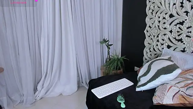 Mindy sweety online show from April 23, 12:29 pm