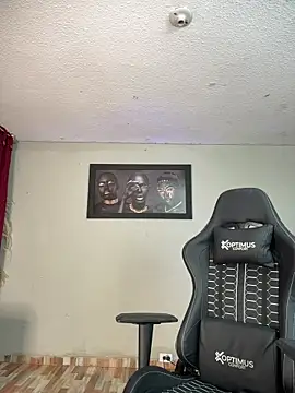 kim zaratte online show from March 11, 1:21 am