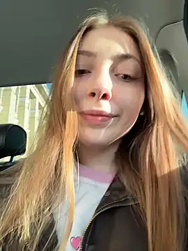 Sunny   Bunny online show from March 28, 2:05 pm