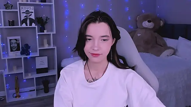 as1an girlfriend online show from May 8, 3:43 am