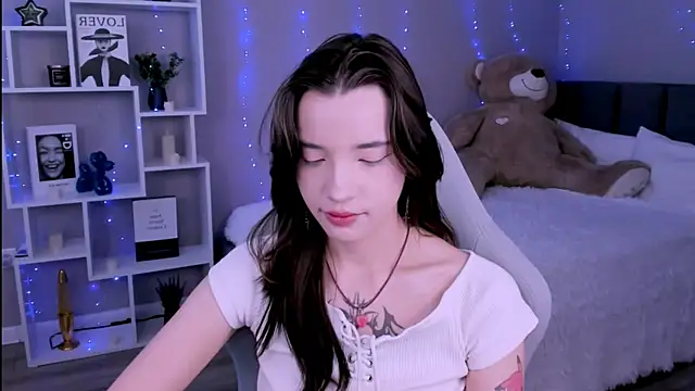 as1an girlfriend online show from May 15, 4:05 am
