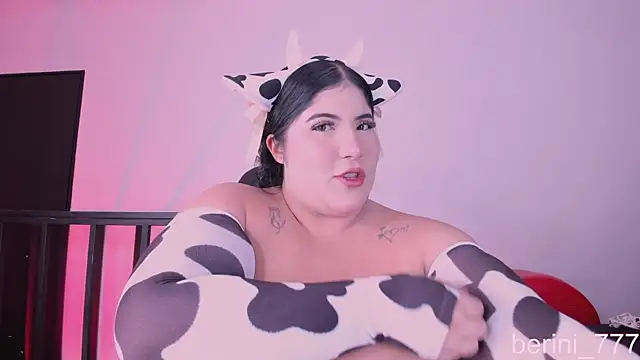 AmberiniHoffman online show from May 29, 12:14 pm