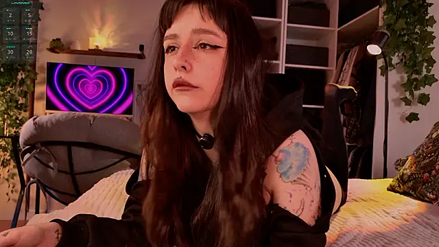 MichaellaMoon online show from March 27, 3:13 pm