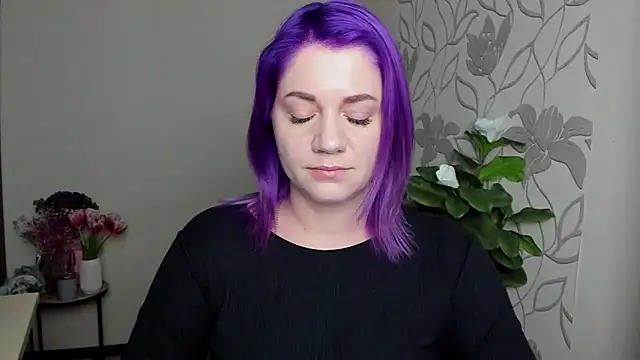 MariaSttone online show from March 11, 7:05 pm