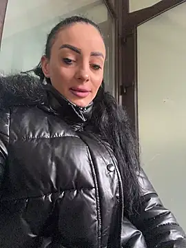 FeetVibe online show from April 4, 6:12 am