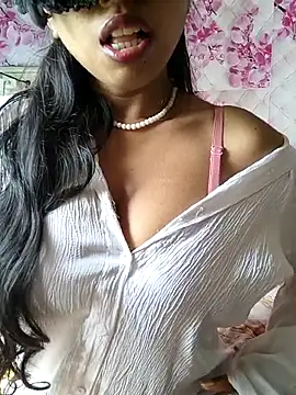 sandy naughty online show from April 10, 10:43 am