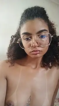 Emanuelle manu online show from April 1, 7:00 pm