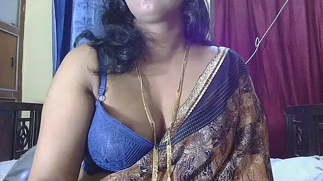 Lovely12streaming online show from May 20, 10:18 pm