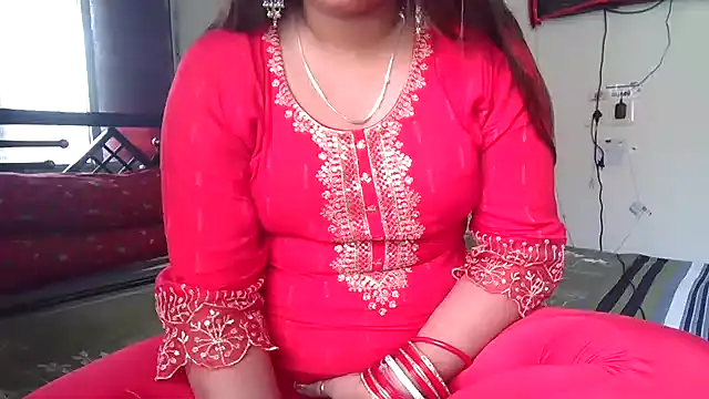 cuty-riya143 online show from May 17, 7:07 am