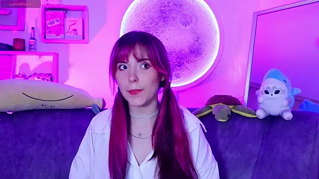 cherrybom969 online show from April 14, 6:35 am