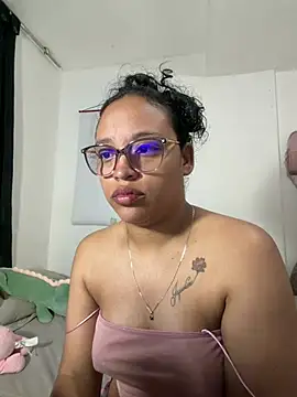 angela angels  online show from April 6, 11:00 am