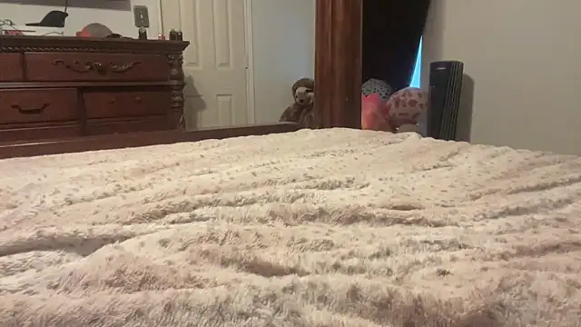 princess4daddy22 online show from April 22, 9:45 pm