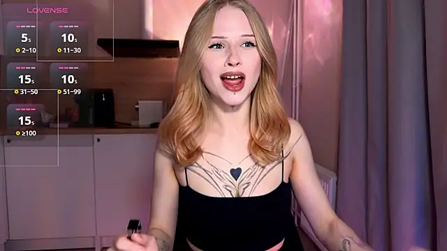 lisa barbie online show from April 18, 7:58 pm