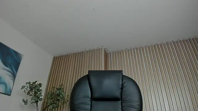 KatieNolan 1 online show from March 7, 7:54 pm