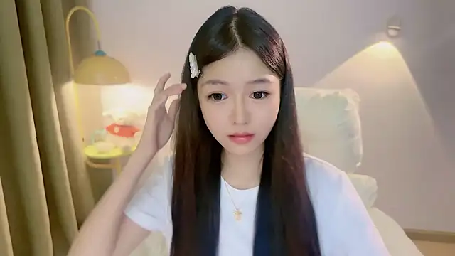 xiaodaibabyy online show from July 4, 11:50 am