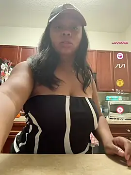 camiliaskye online show from June 30, 4:17 pm